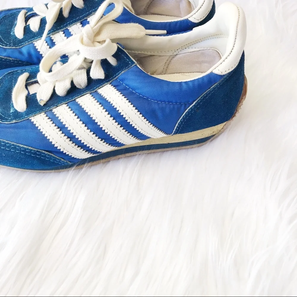 Vintage-inspired Blue White Cheetah Lace Up Sneakers Sz 5 (Runs Big) - Picture 4 of 8